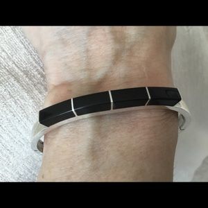 Vint sterling silver & inlaid Onyx hinged bracelet